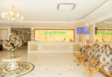 Giải thưởng 𝗧𝗿𝗮𝘃𝗲𝗹𝗹𝗲𝗿 𝗥𝗲𝘃𝗶𝗲𝘄 𝗔𝘄𝗮𝗿𝗱𝘀 𝟮𝟬𝟮𝟭- 𝐊𝐡𝐚́𝐜𝐡 𝐬𝐚̣𝐧 𝐏𝐚𝐥𝐦 Palm Hotel - Khách sạn cho các cặp đôi ở Thanh Hóa lý tưởng